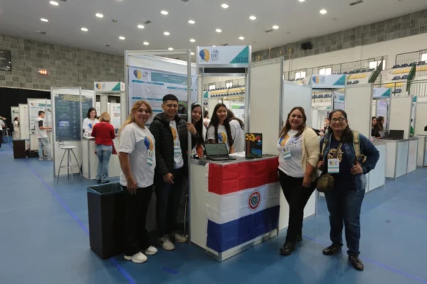 Estudantes paraguaios na Fenadante 2022