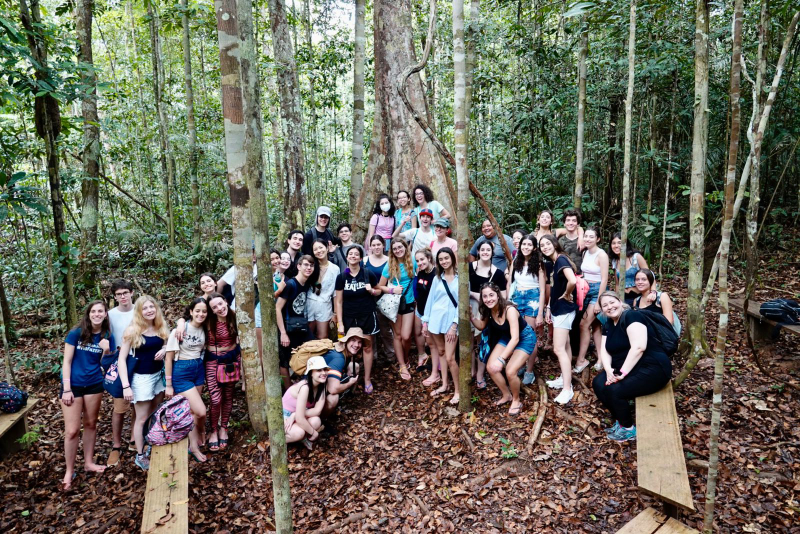 Dantianos da 3ª série fizeram viagem pedagógica a Manaus em 2022