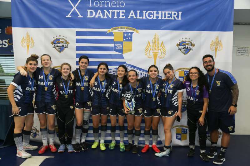 Futsal feminino sub-15 conquista X Torneio Dante