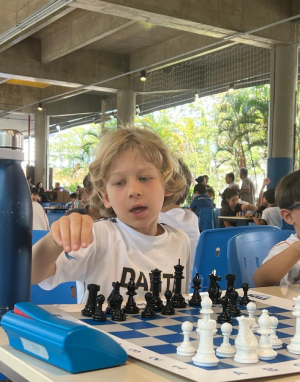Dante disputou o torneio de xadrez da Liga de Esportes Escolares